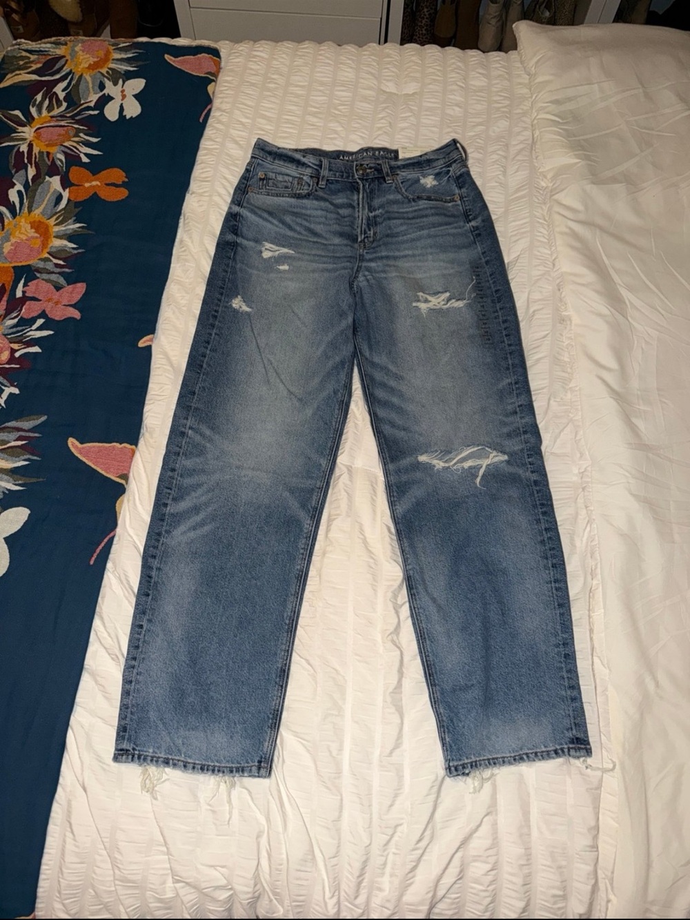 American Eagle super high rise baggy straight Jeans